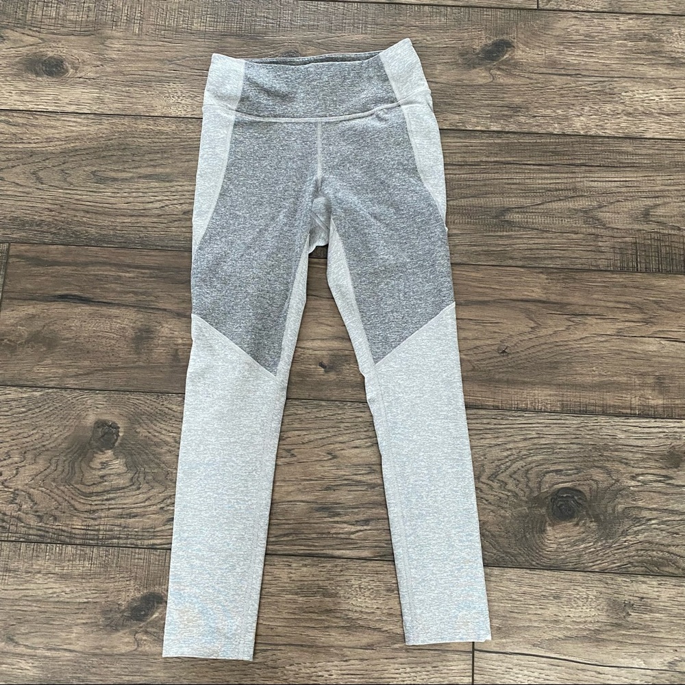Outdoor Voices Two Tone Warm Up Crop Legging